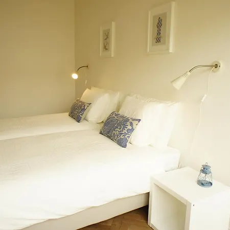 Apartment Ferreira Borges Lisbon