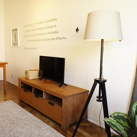 Apartment Ferreira Borges Lisbon