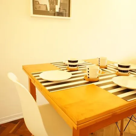 Ferreira Borges Apartment